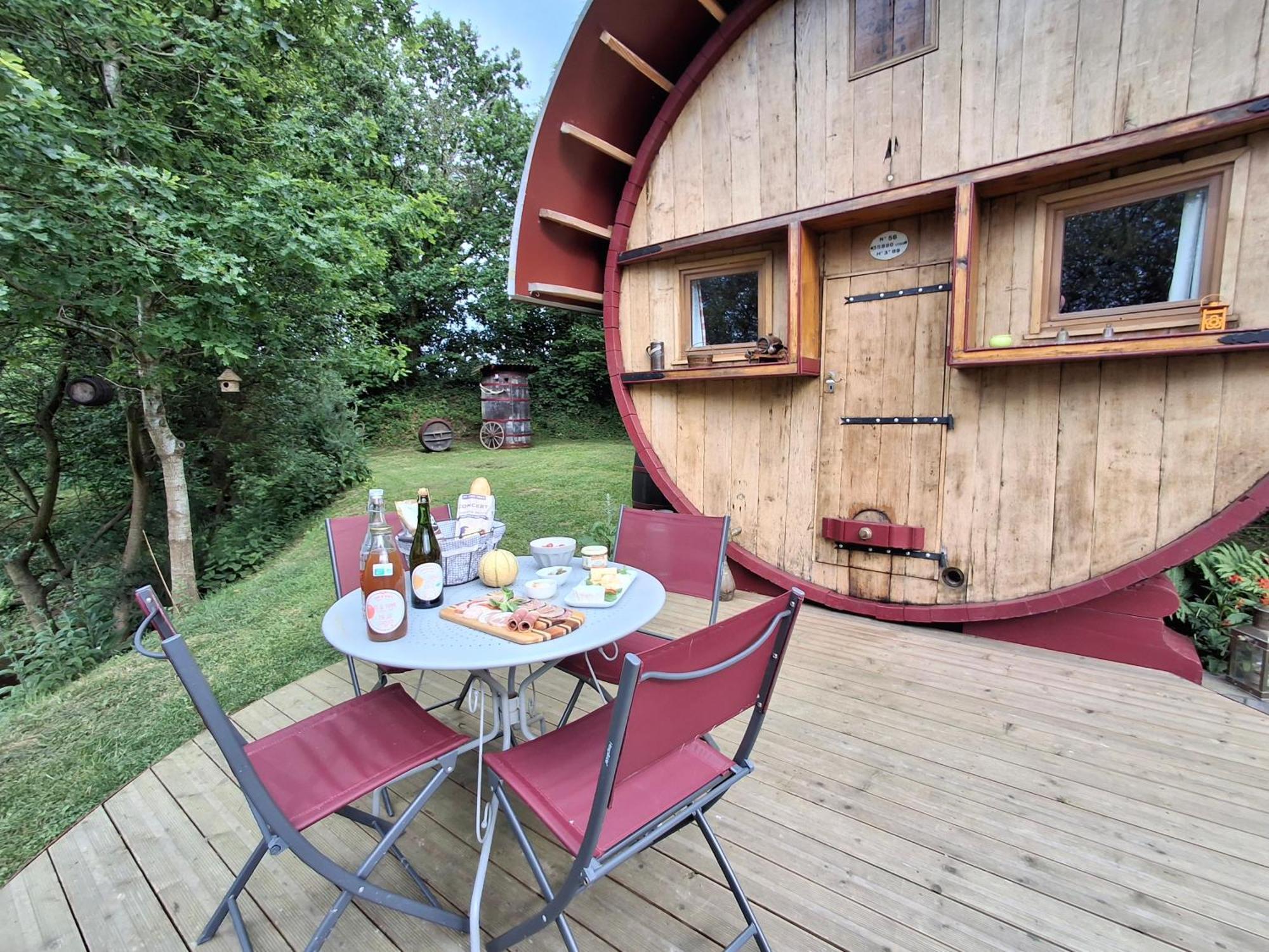L'Authentique Tonneau A Cidre D'Emma Villa Litteau Eksteriør bilde